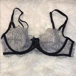 Victoria’s secret black/white mesh lace bralette